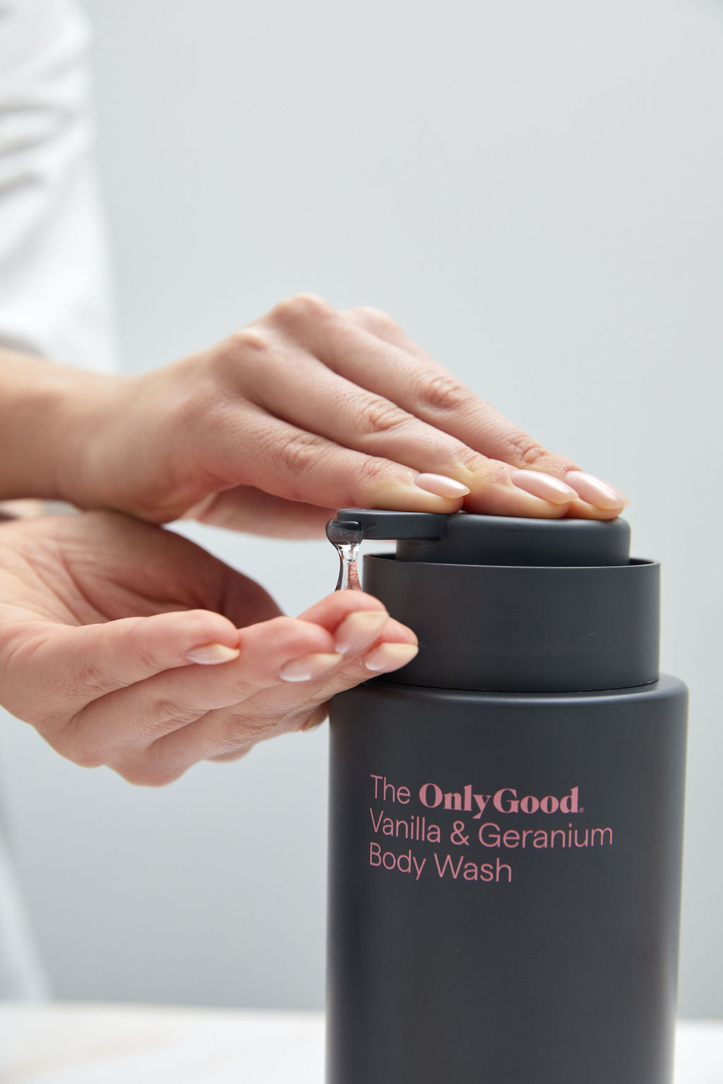 900mL